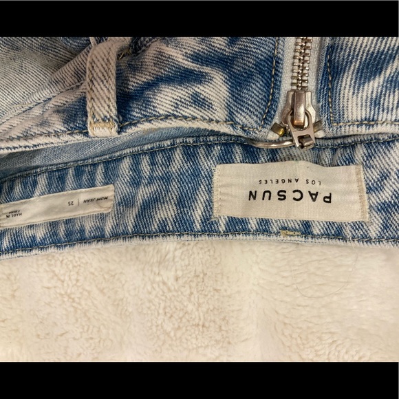 PACSUN mom jeans with only zipper - Picture 2 of 3